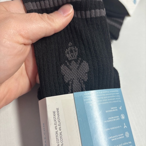 6 Pairs-Bombas Size Small Socks - Picture 5 of 6